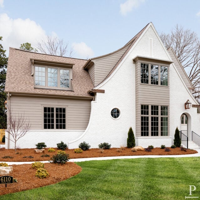 SW Balanced Beige with white brick